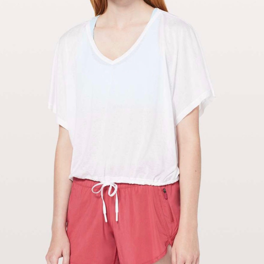 Lululemon through the movement tee